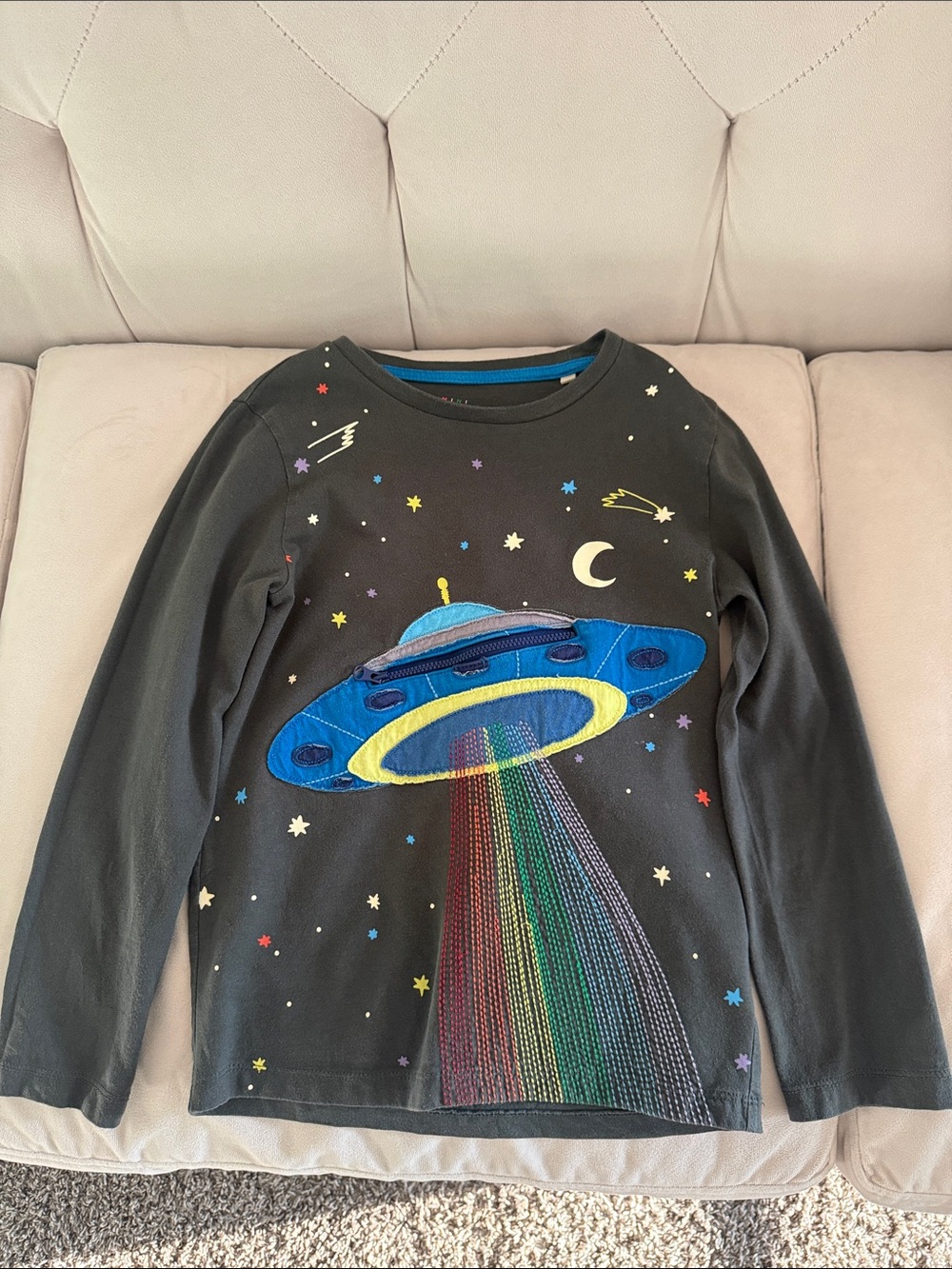 Mini Boden Grey Long-Sleeve UFO Rainbow Graphic Tee Size 7-8